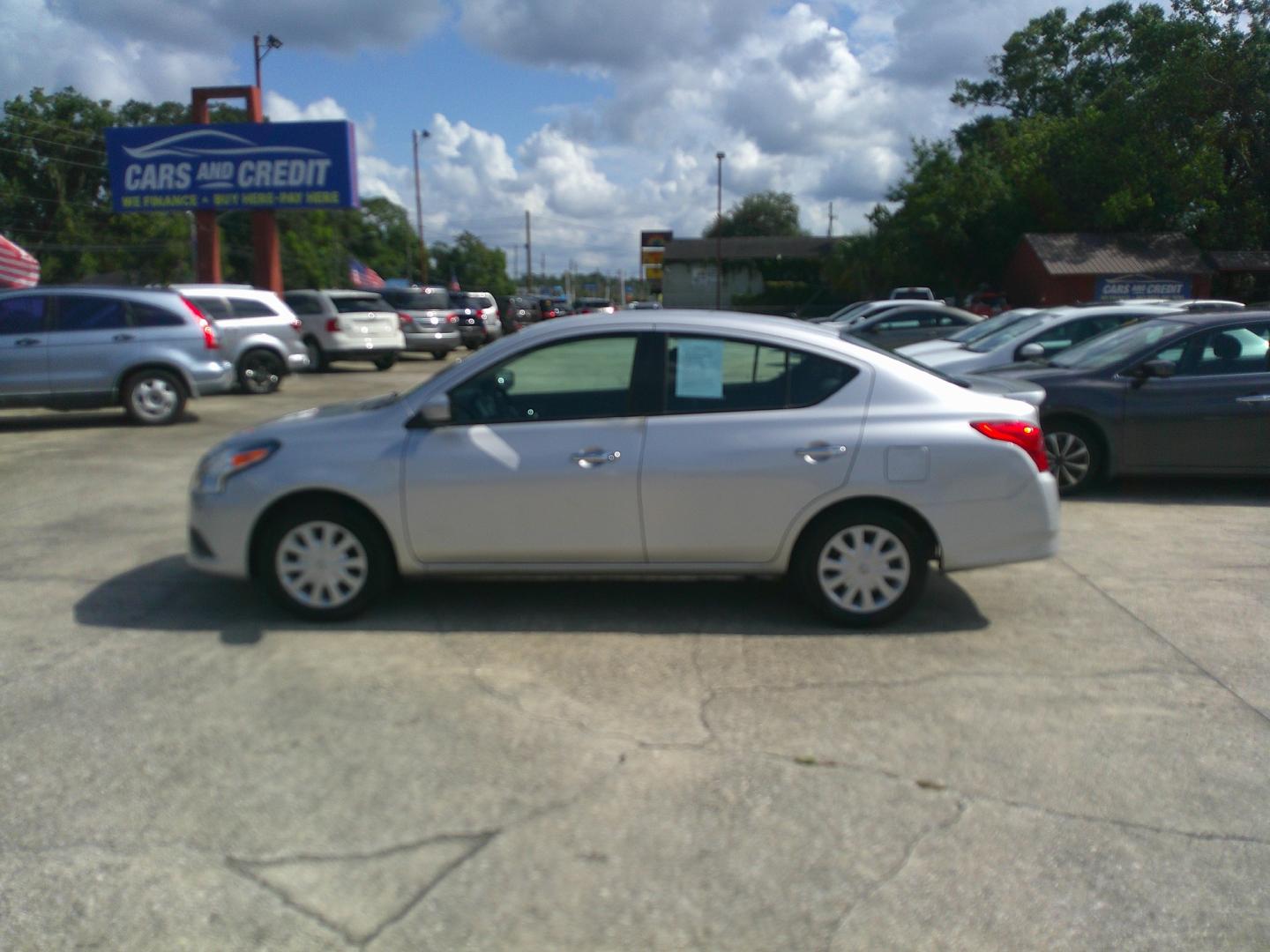 2018 SILVER NISSAN VERSA S; SL; SV (3N1CN7AP8JK) , located at 1200 Cassat Avenue, Jacksonville, FL, 32205, (904) 695-1885, 30.302404, -81.731033 - Photo#1